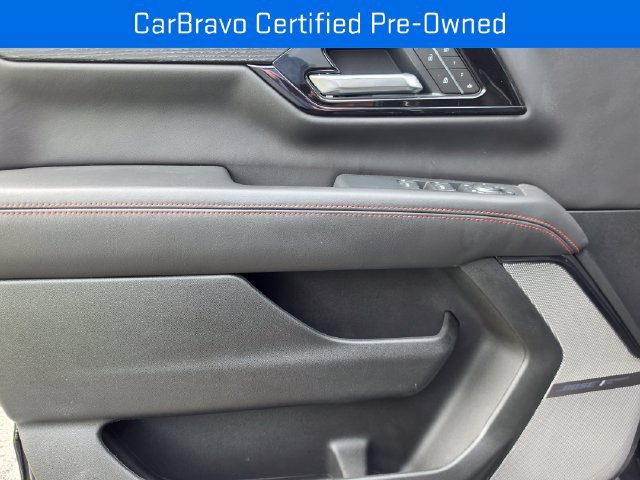 2026 GMC Yukon AT4 Ultimate - Photo 12