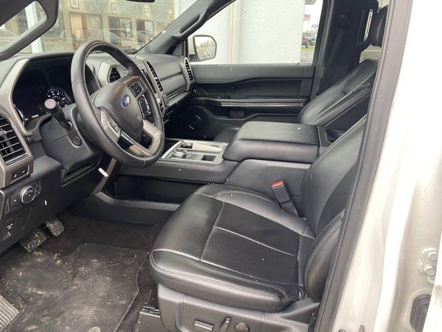 2021 Ford Expedition XLT photo 3