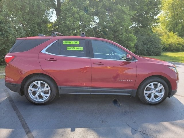 Used 2019 Chevrolet Equinox LT with VIN 2GNAXKEVXK6146455 for sale in Greenfield, IN