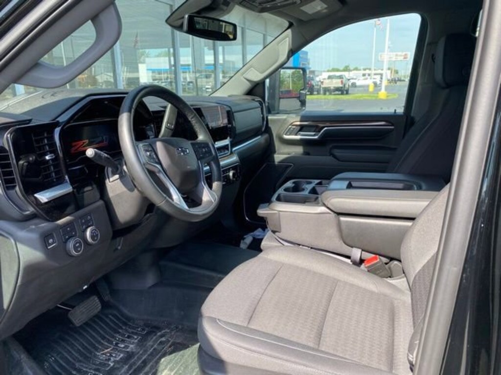 Used 2025 Chevrolet Silverado 3500 HD LT Truck