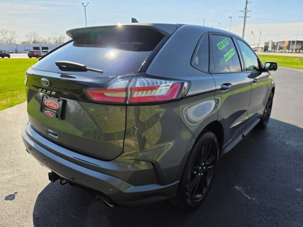 Used 2021 Ford Edge SEL