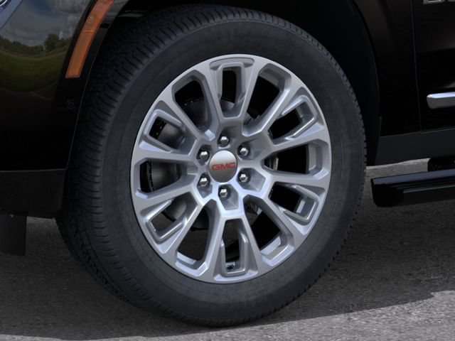 2026 GMC Yukon Denali - Photo 9