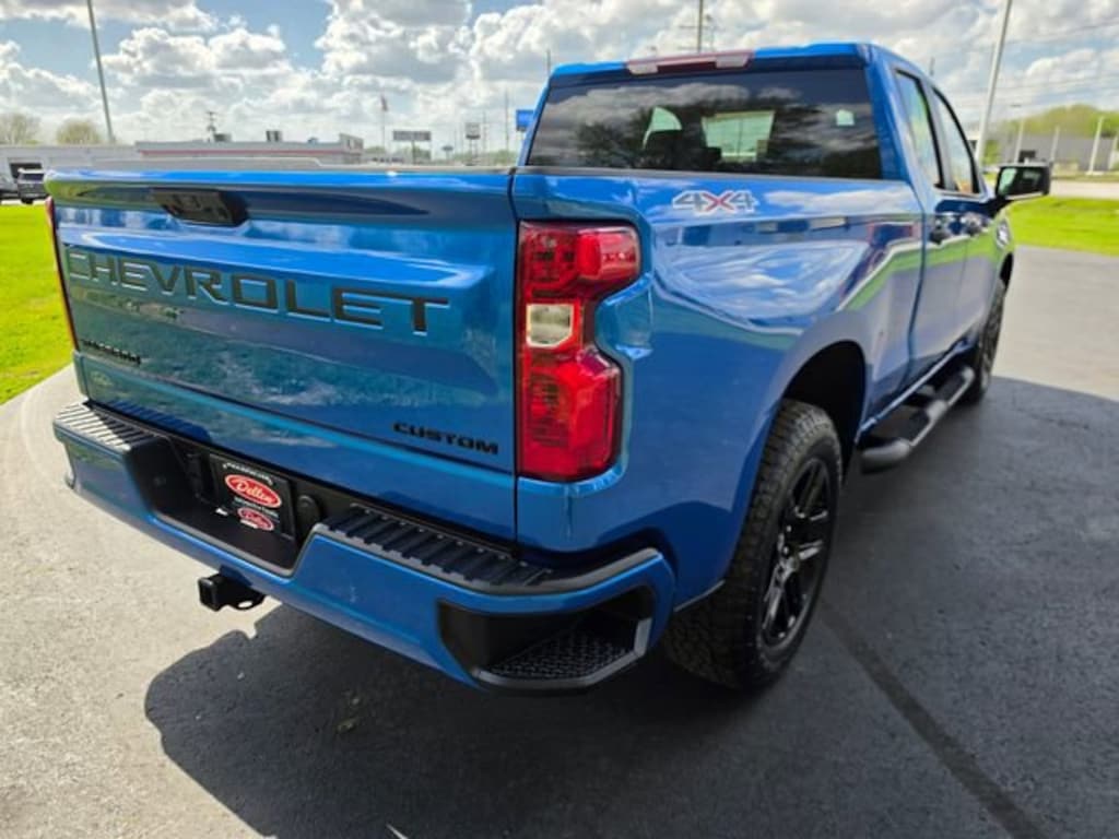Used 2024 Chevrolet Silverado 1500 Custom Truck