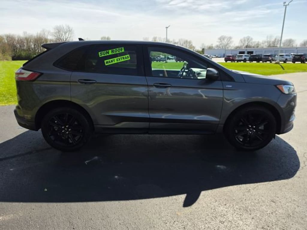 Used 2021 Ford Edge SEL