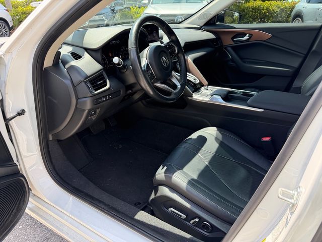 Certified Used 2021 Platinum White Pearl Acura Technology Package image 14