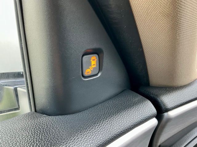 Used 2023 Platinum White Pearl Acura Technology Package image 23