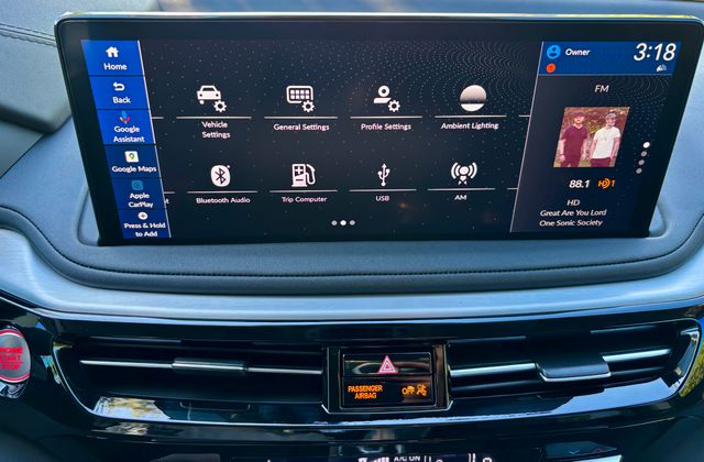 New 2026 Platinum White Pearl Acura FWD Technology Package image 21