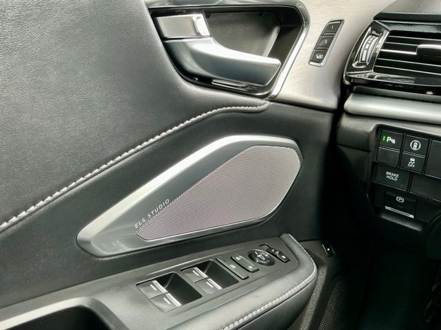 Certified Used 2023 Liquid Carbon Metallic Acura Technology Package image 23