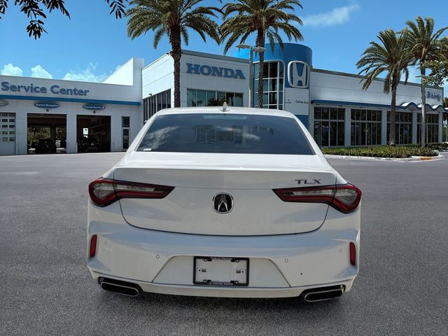 Certified Used 2021 Platinum White Pearl Acura Technology Package image 7