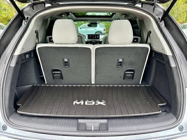 New 2026 Solar Silver Metallic Acura FWD Technology Package image 25