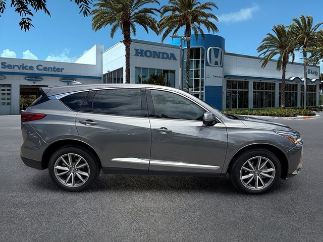 Certified Used 2024 Liquid Carbon Metallic Acura Technology Package image 9