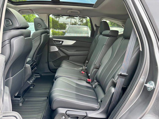 New 2026 Platinum White Pearl Acura FWD Technology Package image 9