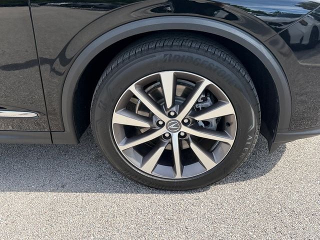 Certified Used 2025 Majestic Black Pearl Acura FWD Technology Package image 10