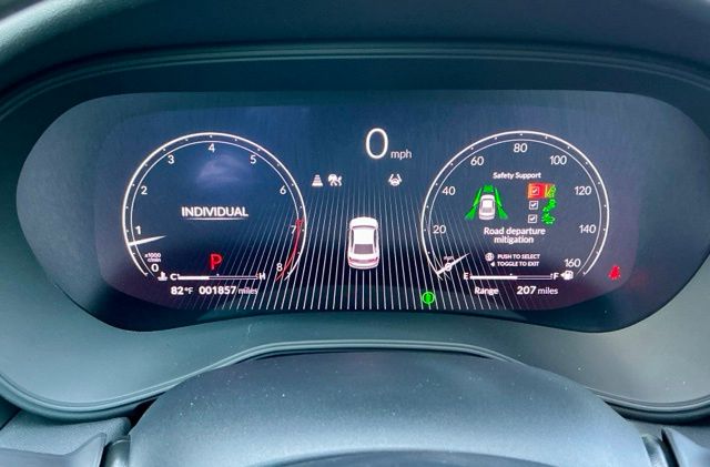 Certified Used 2025 Liquid Carbon Metallic Acura Technology Package image 25