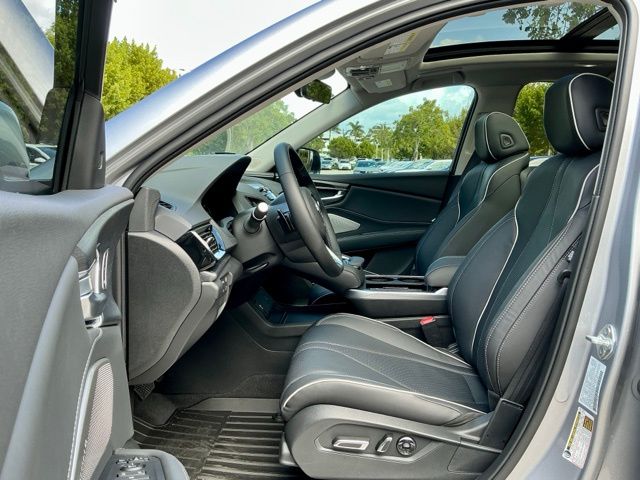 New 2026 Solar Silver Metallic Acura Advance Package image 8