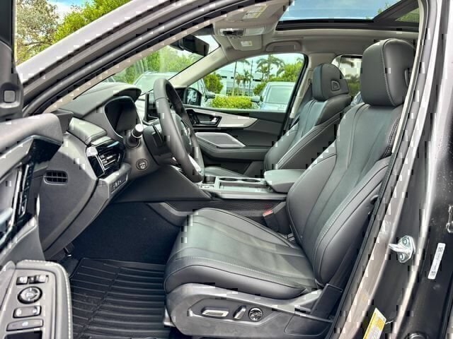 New 2026 Platinum White Pearl Acura FWD Technology Package image 8