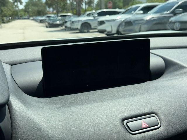 Certified Used 2021 Platinum White Pearl Acura Technology Package image 24
