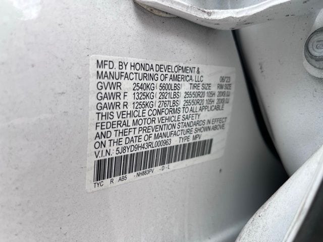 Certified Used 2024 Platinum White Pearl Acura FWD Technology Package image 12