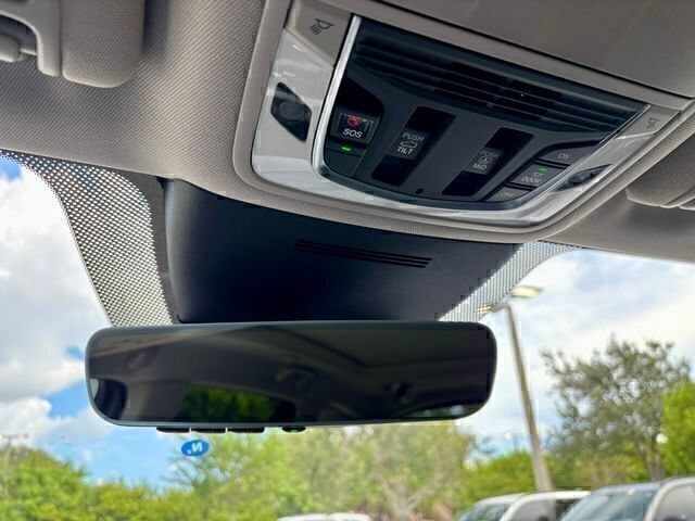 New 2026 Platinum White Pearl Acura FWD image 24
