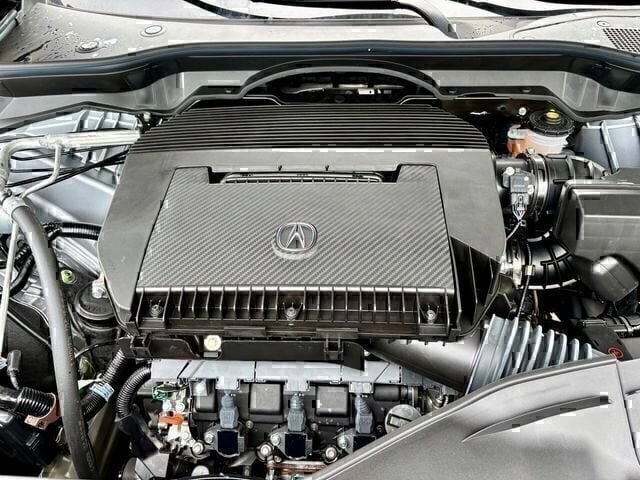 New 2026 Solar Silver Metallic Acura FWD Technology Package image 7