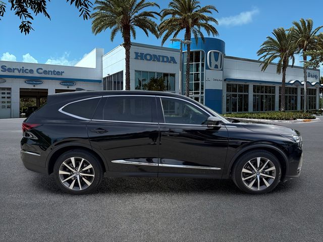 Certified Used 2025 Majestic Black Pearl Acura FWD Technology Package image 9