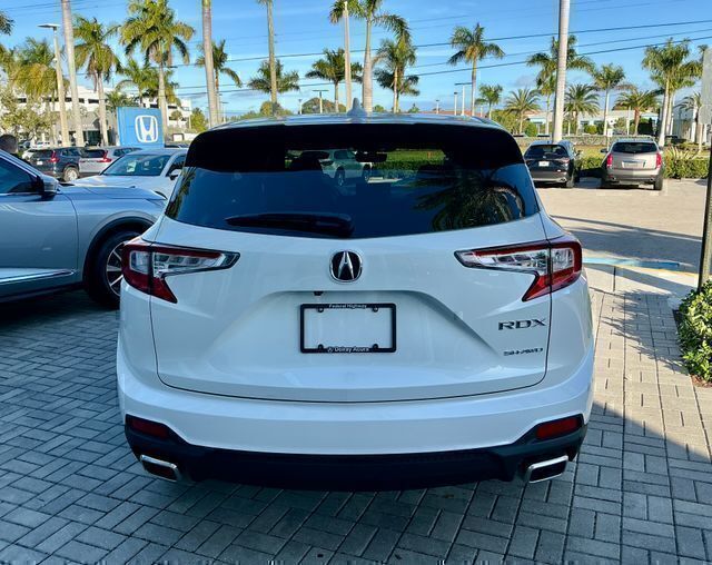 New 2026 Platinum White Pearl Acura SH-AWD image 5