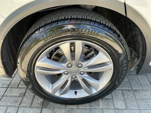 Certified Used 2023 Platinum White Pearl Acura SH-AWD image 17