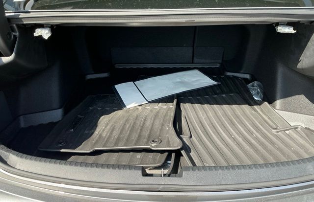 Certified Used 2025 Liquid Carbon Metallic Acura Technology Package image 11