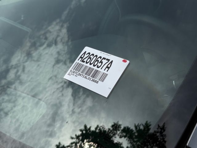 Certified Used 2025 Liquid Carbon Metallic Acura Advance Package image 11