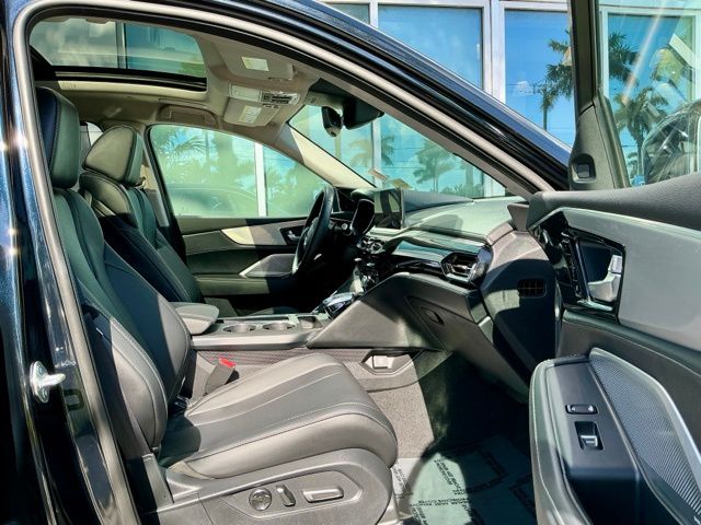 Certified Used 2025 Majestic Black Pearl Acura FWD Technology Package image 20