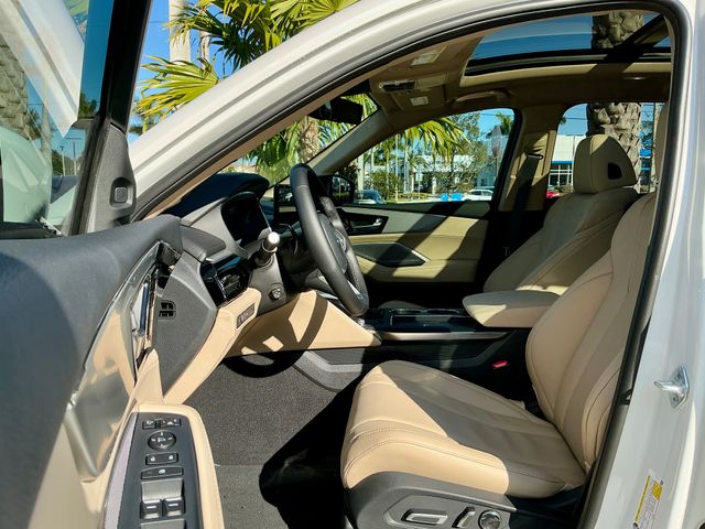 New 2026 Platinum White Pearl Acura FWD Technology Package image 8