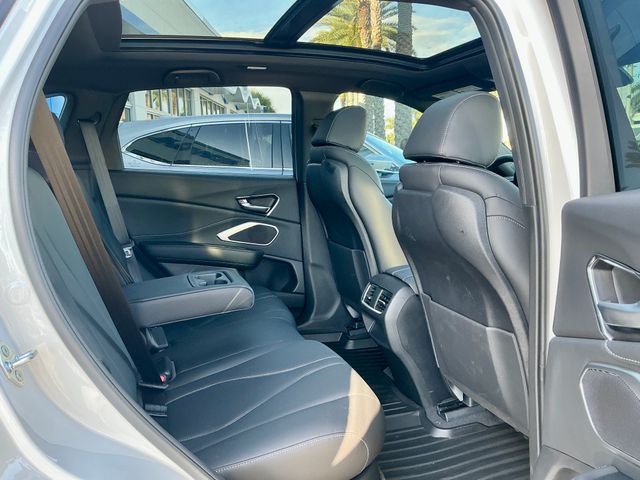 New 2026 Platinum White Pearl Acura SH-AWD image 11