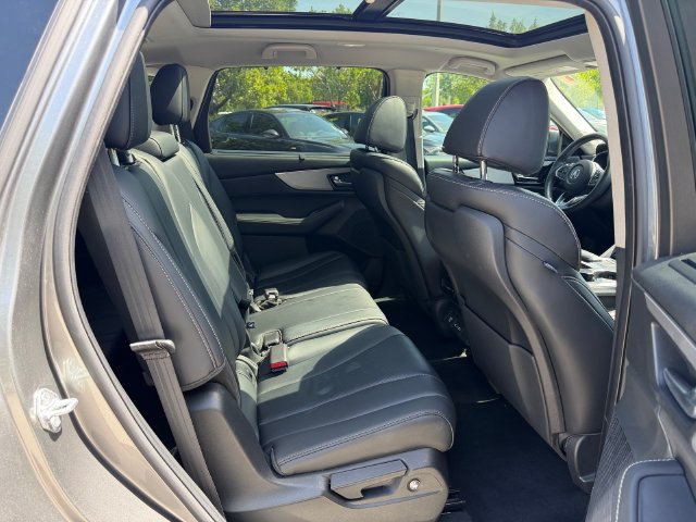 Certified Used 2024 Liquid Carbon Metallic Acura FWD Technology Package image 17