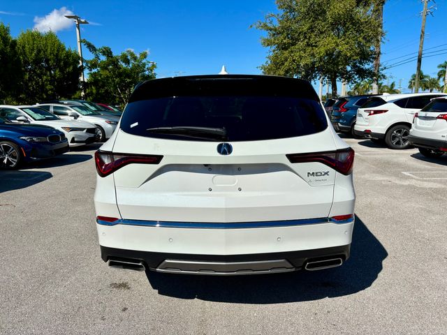 New 2026 Platinum White Pearl Acura FWD Technology Package image 5