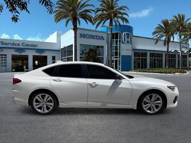 Certified Used 2021 Platinum White Pearl Acura Technology Package image 9