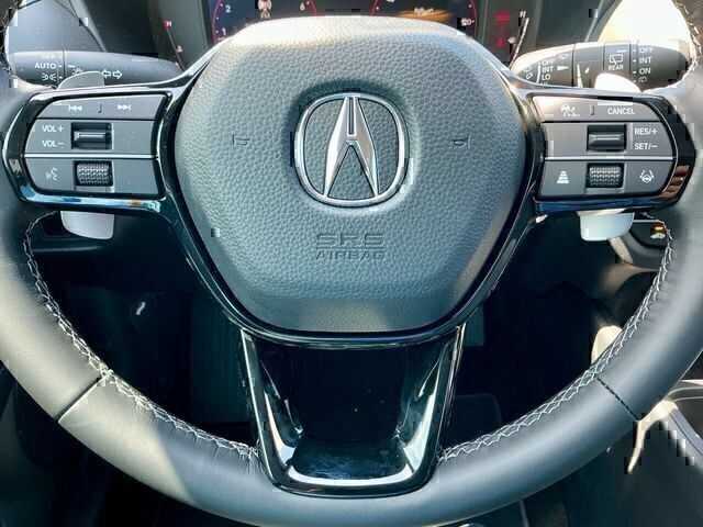 New 2026 Platinum White Pearl Acura Base image 17