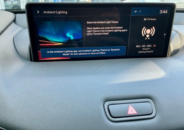 Certified Used 2025 Liquid Carbon Metallic Acura Technology Package image 35