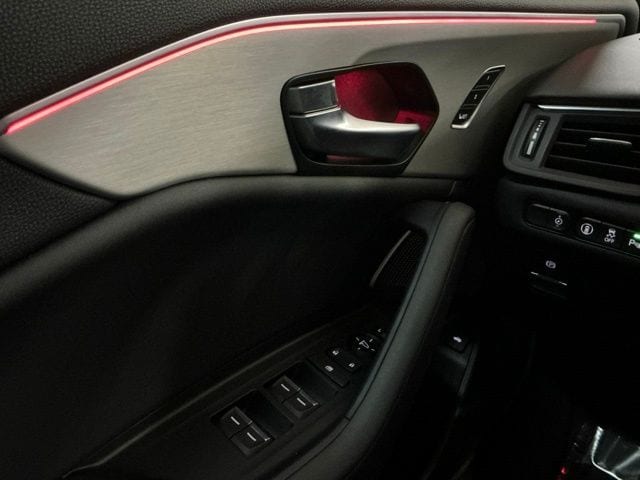 Certified Used 2025 Majestic Black Pearl Acura Technology Package image 20