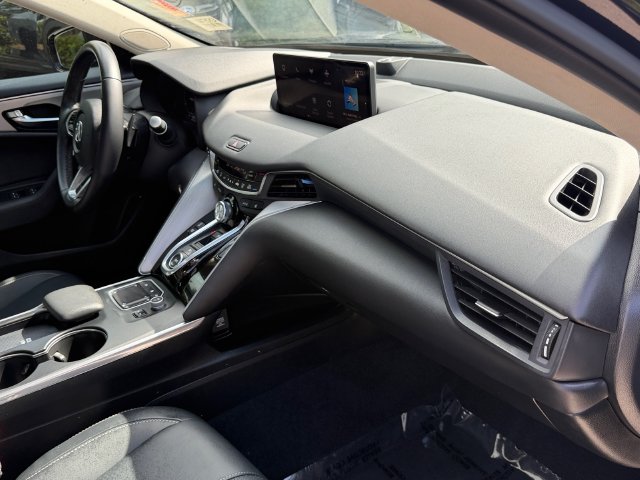 Certified Used 2025 Majestic Black Pearl Acura Technology Package image 18
