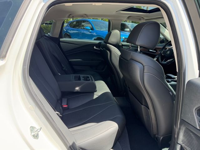 Certified Used 2021 Platinum White Pearl Acura Technology Package image 18