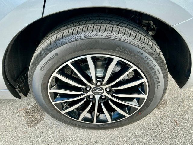 New 2026 Solar Silver Metallic Acura Advance Package image 15