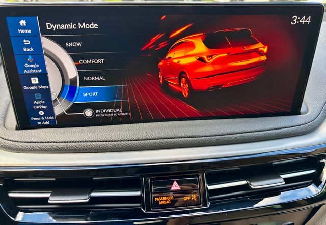 New 2026 Platinum White Pearl Acura SH-AWD image 21