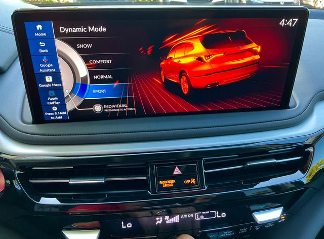 New 2026 Solar Silver Metallic Acura FWD Technology Package image 22