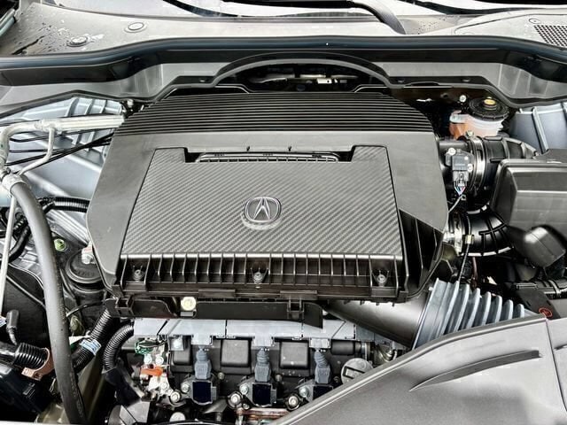 New 2026 Solar Silver Metallic Acura FWD Technology Package image 7