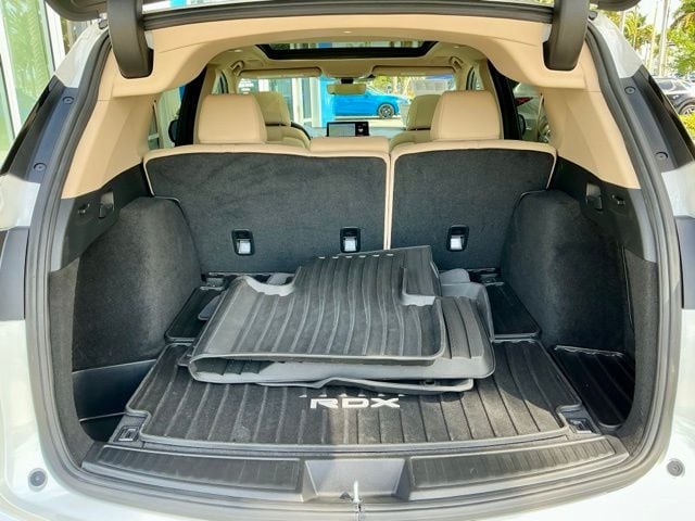 Used 2023 Platinum White Pearl Acura Technology Package image 13