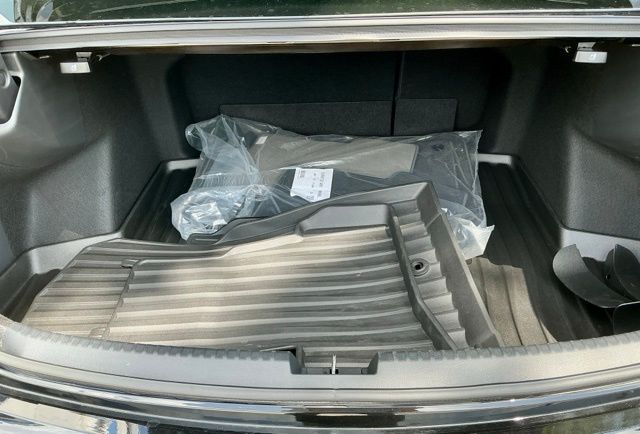 Certified Used 2025 Majestic Black Pearl Acura Technology Package image 11