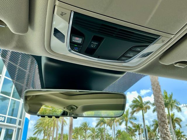 Used 2023 Majestic Black Pearl Acura Technology Package image 38