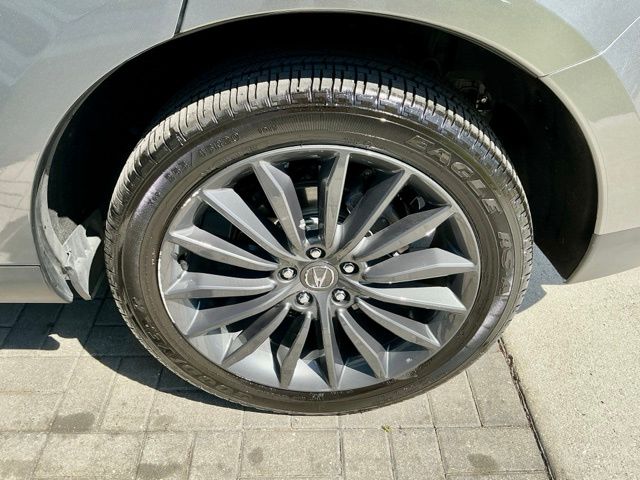 Certified Used 2023 Liquid Carbon Metallic Acura A-Spec Advance Package image 15