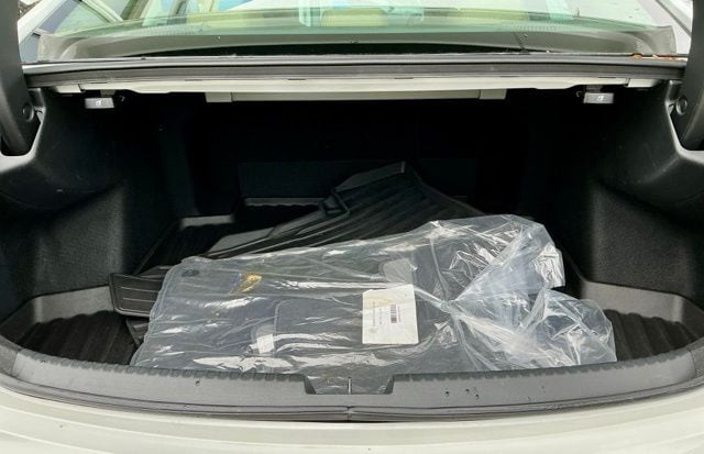 Used 2023 Platinum White Pearl Acura  image 11