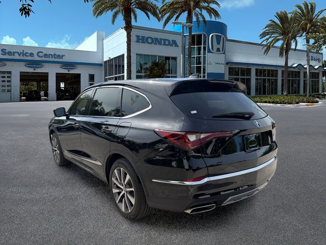 Certified Used 2025 Majestic Black Pearl Acura FWD Technology Package image 6